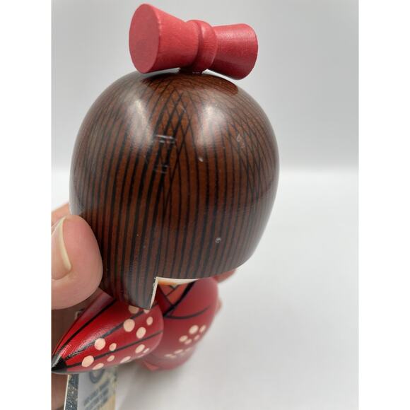 Japanese Kokeshi Wooden Doll 5.5"H Girl Red Kimono Umbrella Ameyadori JAPAN MADE - Picture 9 of 10
